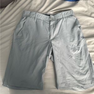 Under Armor golf shorts 32’